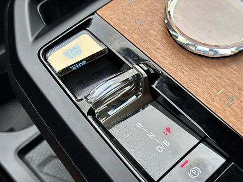 Used 2023 BMW iX xDrive50 w/ Ultimate Package 2 image 21