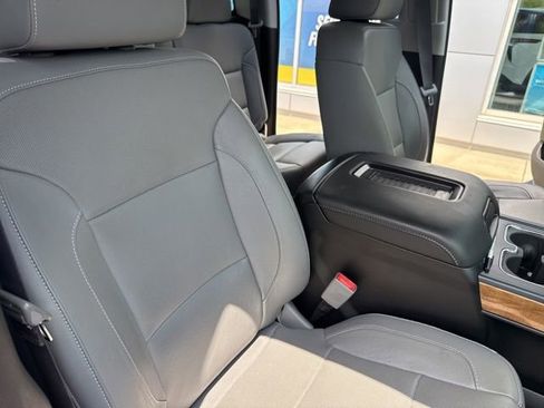 Used 2017 Chevrolet Silverado 1500 LTZ w/ LTZ Plus Package RWD image 26
