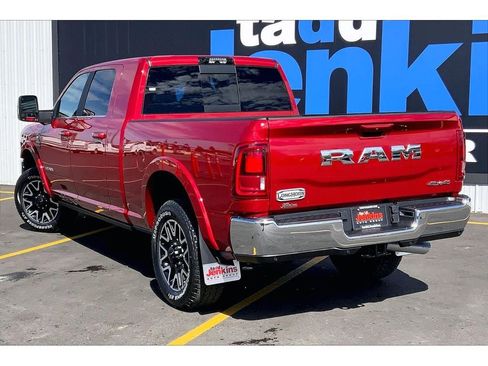 New 2026 RAM 2500 Limited AWD/4WD image 3
