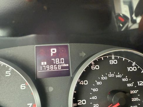 Used 2014 Subaru Outback 2.5i Premium image 22