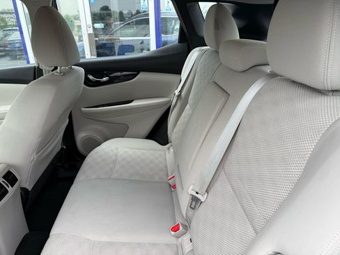Used 2020 Nissan Rogue Sport SV AWD/4WD image 10