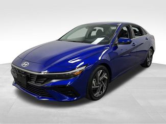 Used 2025 Hyundai Elantra SEL video 2