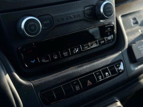 New 2026 RAM ProMaster 2500 w/ Quick Order Package 22G SLT image 13