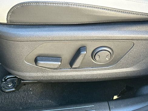 Used 2023 Kia Sportage EX image 35