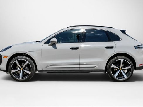 Used 2024 Porsche Macan AWD/4WD image 8