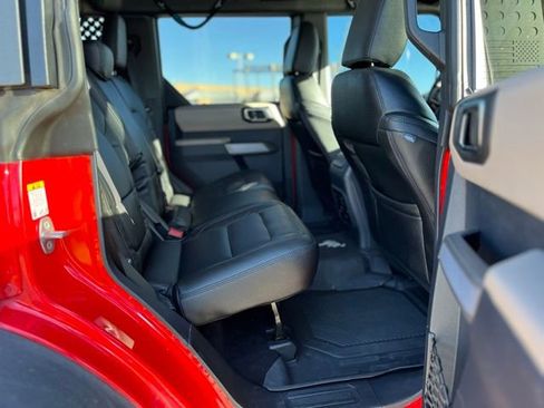 Used 2022 Ford Bronco Wildtrak image 21