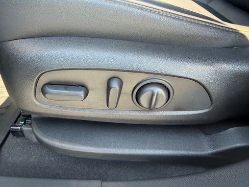 Used 2020 Chevrolet Blazer Premier w/ Driver Confidence II Package image 18