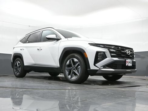 Used 2026 Hyundai Tucson SEL FWD image 43