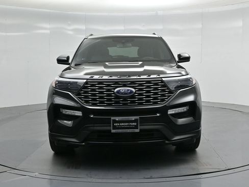 Certified 2022 Ford Explorer ST-Line w/ Class IV Trailer Tow Package image 25