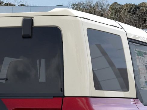 New 2026 Ford Bronco Outer Banks w/ Sasquatch Package image 25