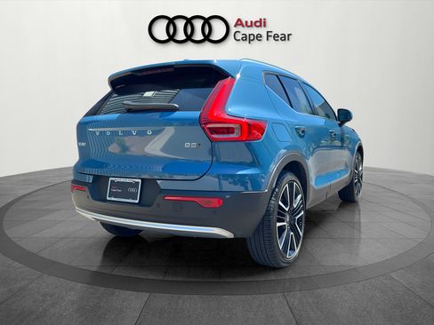 Used 2025 Volvo XC40 B5 Ultra w/ Climate Package AWD/4WD image 5
