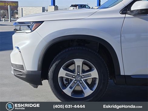 New 2025 Honda Pilot EX-L image 5