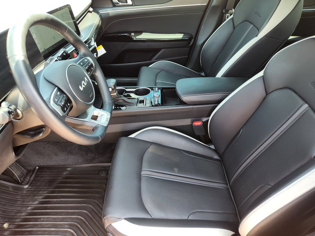 New 2026 Kia K5 GT-Line FWD image 12