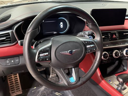 Used 2023 Genesis G70 2.0T w/ Sport Prestige Package RWD image 4