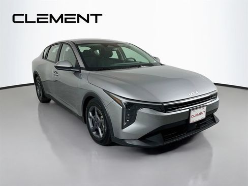 Used 2025 Kia K4 FWD image 5