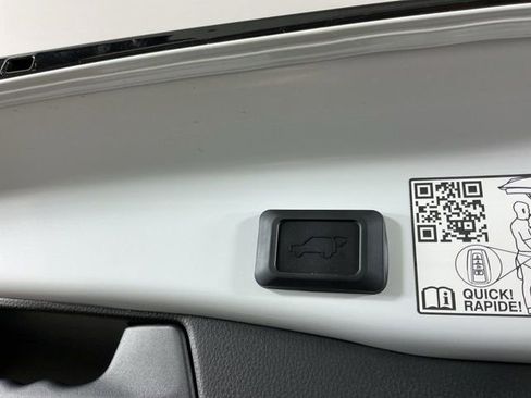 Used 2025 Toyota RAV4 XSE w/ Advanced Technology Package image 32