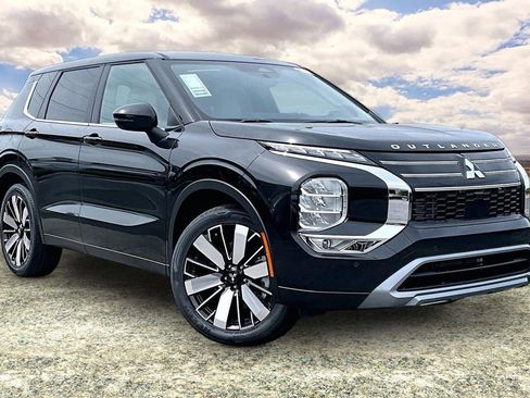 New 2026 Mitsubishi Outlander FWD image 1