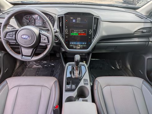 Used 2024 Subaru Crosstrek 2.5i Limited AWD/4WD image 16