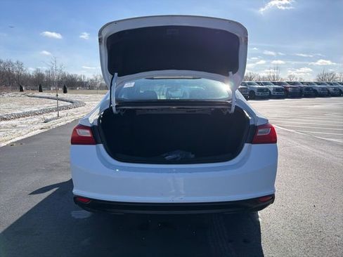 Used 2023 Chevrolet Malibu LT image 8