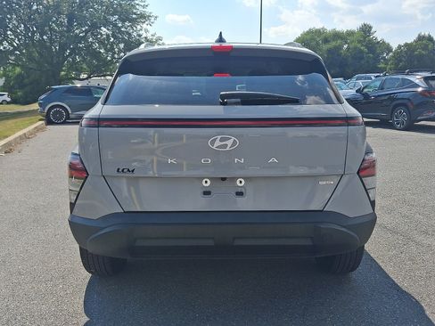Certified 2024 Hyundai Kona SEL AWD/4WD image 6