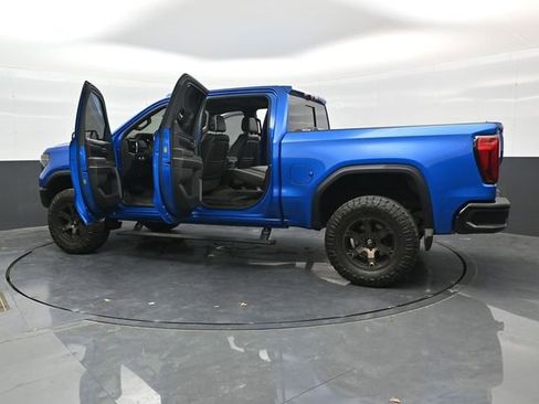 Used 2023 GMC Sierra 1500 AT4X AWD/4WD image 4