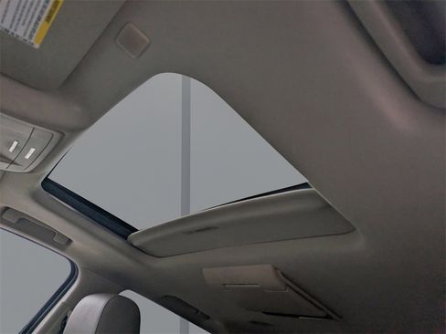 Used 2019 GMC Yukon SLT w/ Open Road Package image 23