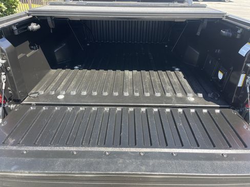 Used 2019 Toyota Tacoma TRD Sport w/ Technology Package RWD image 10