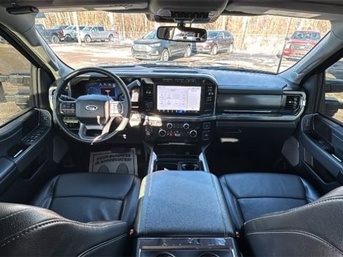 Used 2023 Ford F250 Lariat w/ Lariat Ultimate Package image 13