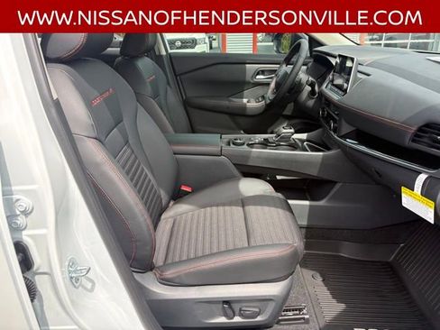 New 2026 Nissan Rogue SV AWD/4WD image 19