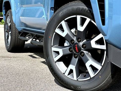 New 2026 Toyota 4Runner TRD Sport Premium RWD image 2