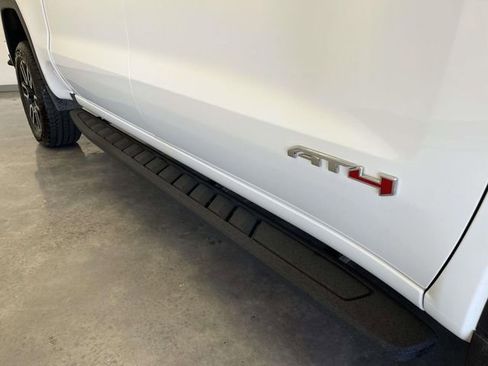 Used 2025 GMC Sierra 1500 AT4 w/ AT4 Premium Package image 5