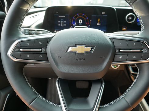Used 2026 Chevrolet Traverse High Country AWD/4WD image 25