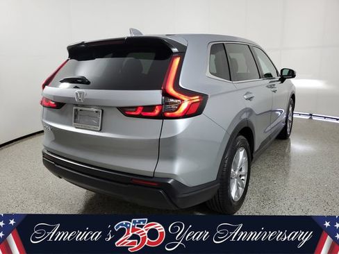 Used 2025 Honda CR-V EX image 5