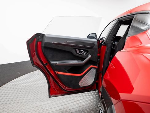 Used 2024 Lamborghini Urus Performante image 40