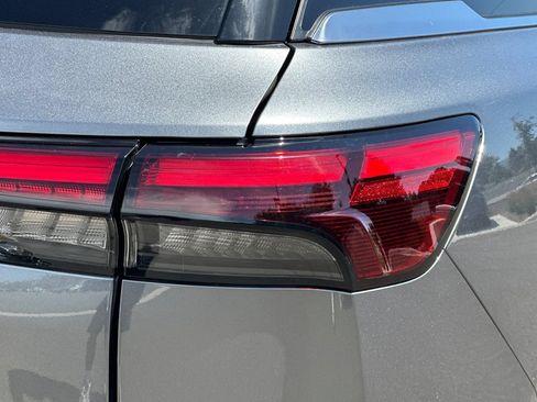 Certified 2025 INFINITI QX60 Sensory AWD/4WD image 50
