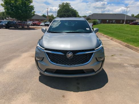 Used 2024 Buick Enclave Avenir w/ Avenir Technology Package FWD image 3