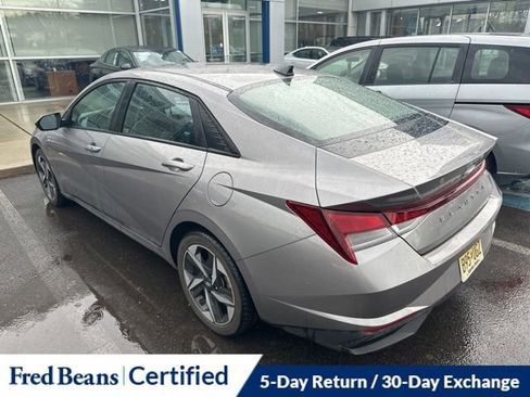 Used 2023 Hyundai Elantra SEL w/ Convenience Package image 6