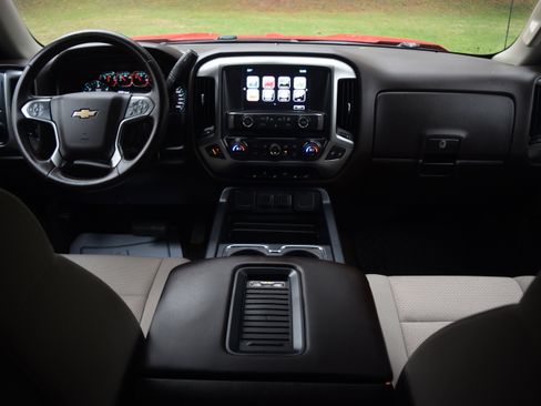 Used 2016 Chevrolet Silverado 1500 LT w/ Texas Edition image 8