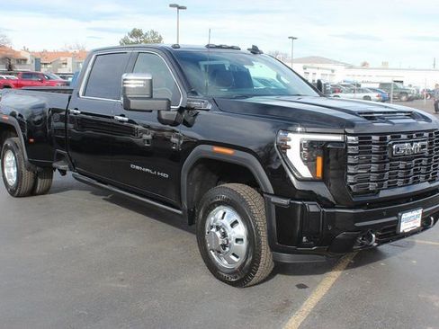 New 2026 GMC Sierra 3500 Denali Ultimate image 12