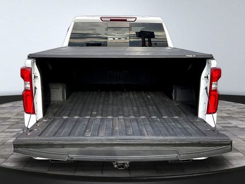 Used 2023 Chevrolet Silverado 1500 RST w/ Rally Edition AWD/4WD image 9