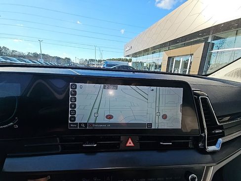 Used 2023 Kia Sportage EX image 10