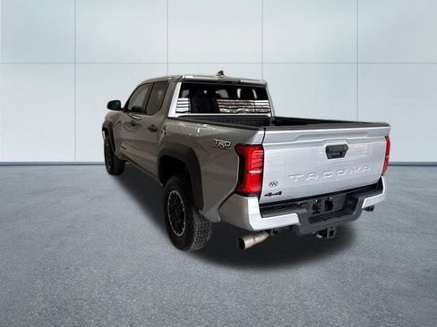 Used 2024 Toyota Tacoma TRD Off-Road image 3