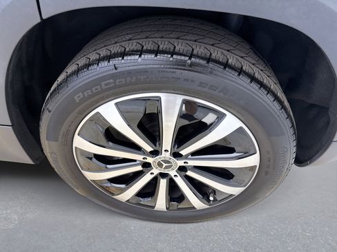 Used 2022 Mercedes-Benz GLB 250 4MATIC image 21