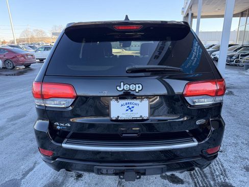 Used 2019 Jeep Grand Cherokee Overland image 4
