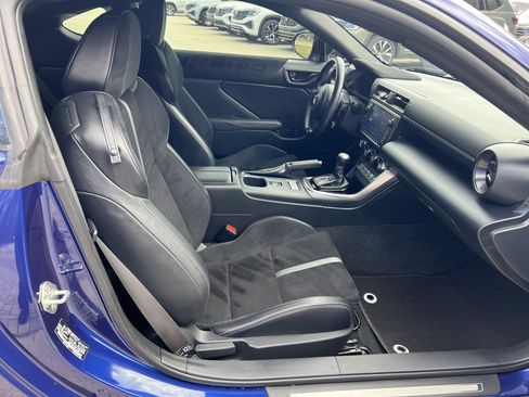 Used 2023 Toyota GR86 Premium image 27