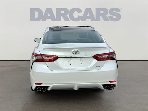 Used 2018 Toyota Camry XSE image 6