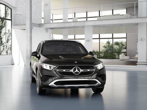 Used 2026 Mercedes-Benz GLC 300 image 7