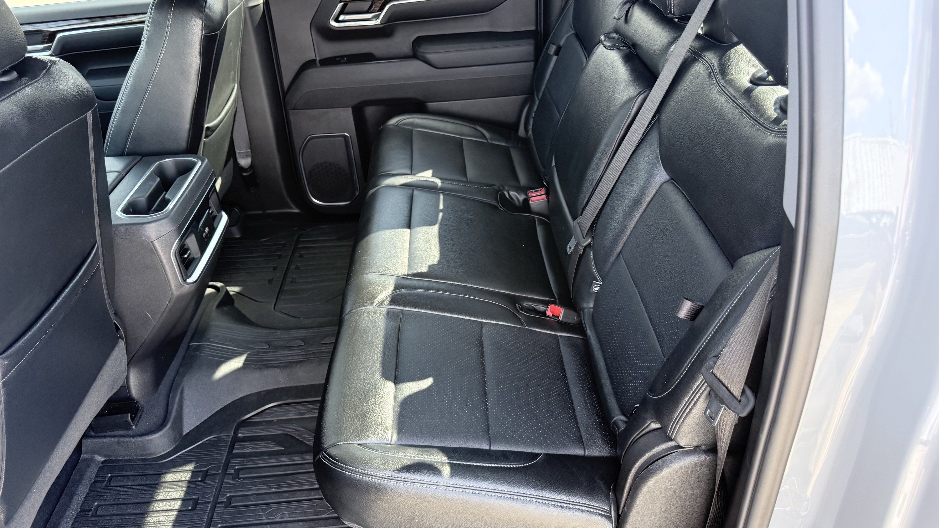 Used 2024 GMC Sierra 1500 Elevation w/ LPO, Elevation Black Package AWD/4WD image 34