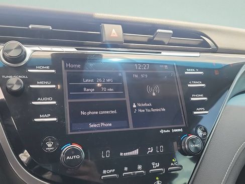 Used 2020 Toyota Camry XSE FWD image 14