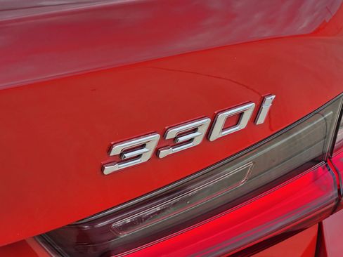 Used 2023 BMW 330i Sedan image 11